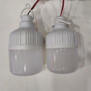 Forme d'ampoule avec crochet 12V lampe basse tension lampe clip extérieur lampe bouteille lampe